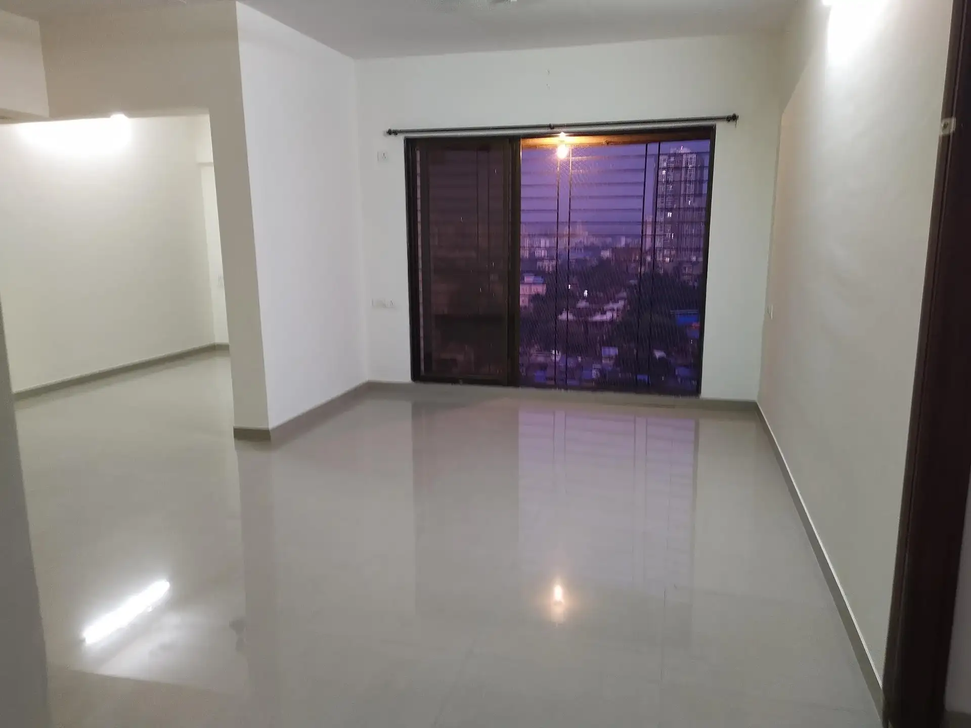 2.5 BHK Flat for Sale in SETHIA LINK VIEW , Goregaon West